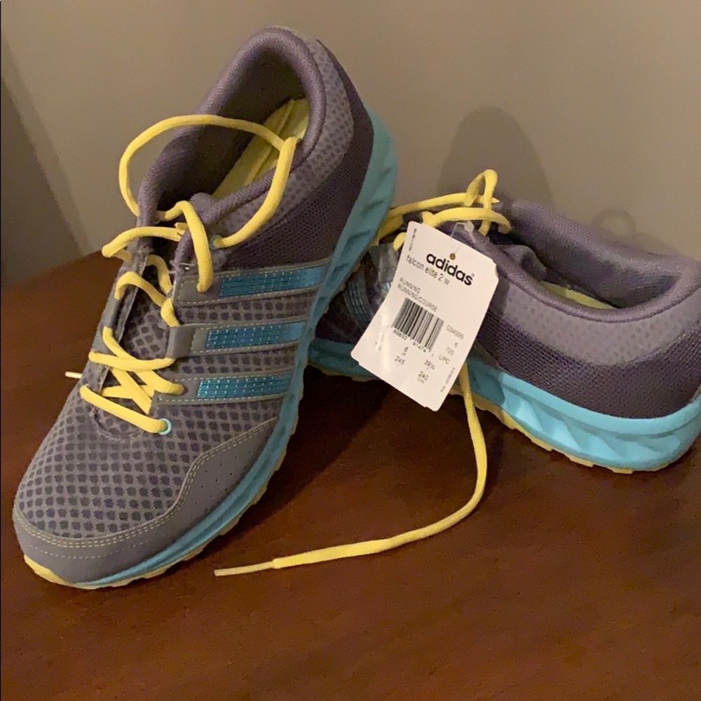 NWT Women’s Adidas Falcon Elite Sneakers